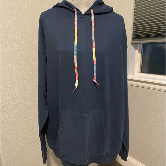 NATURAL LIFE Tops - Natural Life Oversize Hoodie
